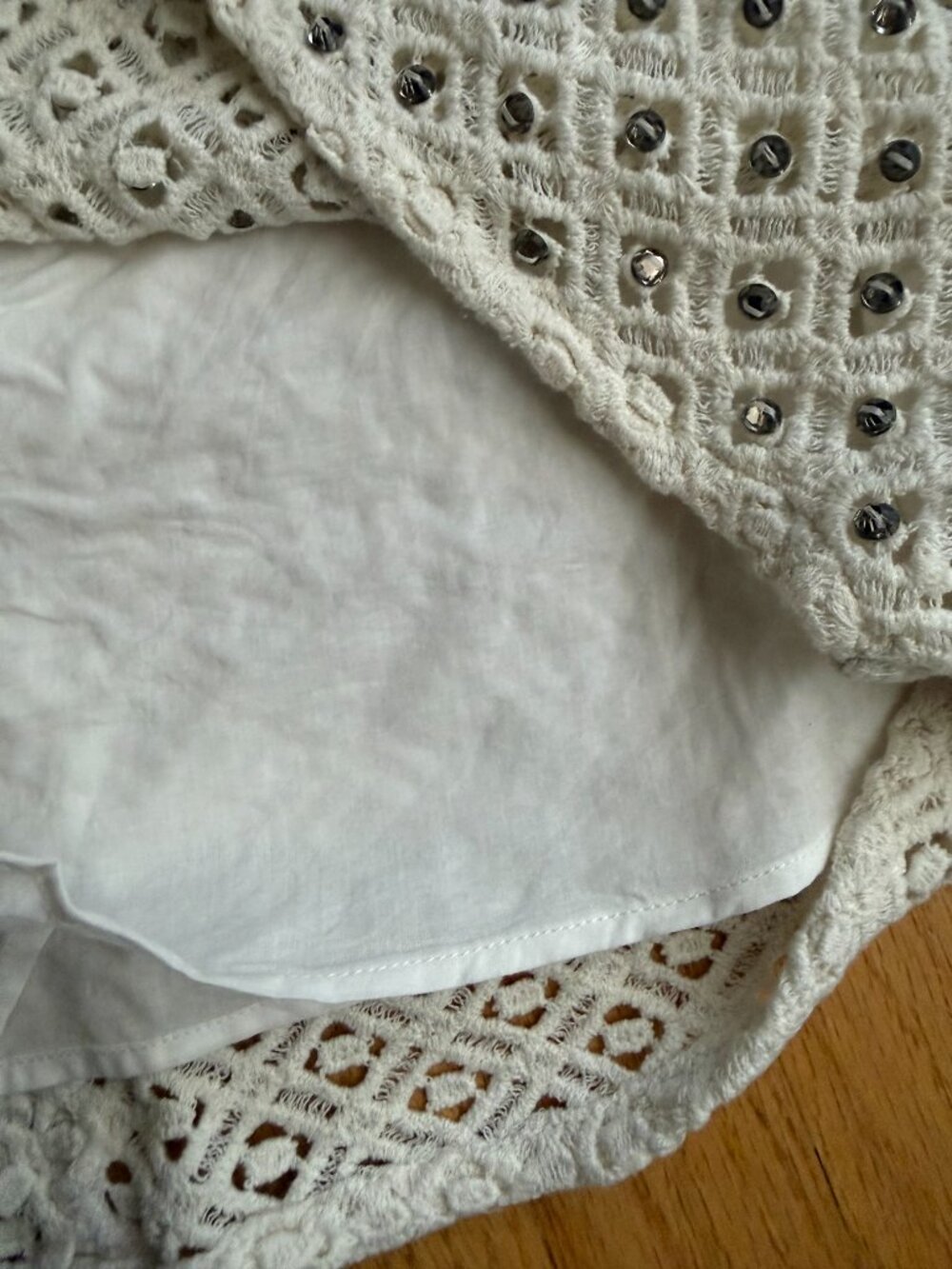 Zara White Embellished Crochet Mini Skirt - Size Small - Picture 7 of 9